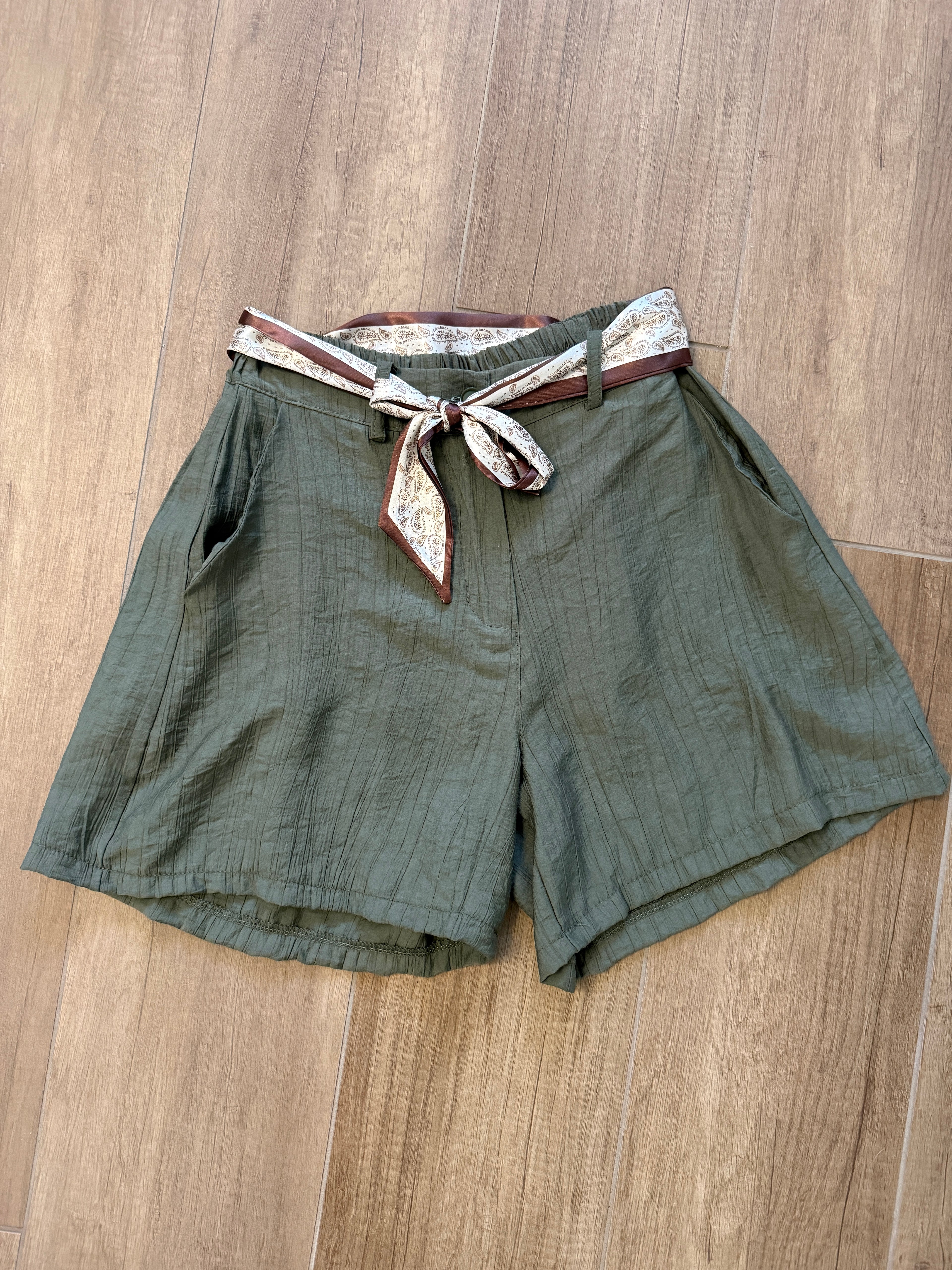 Panta bermuda Verde